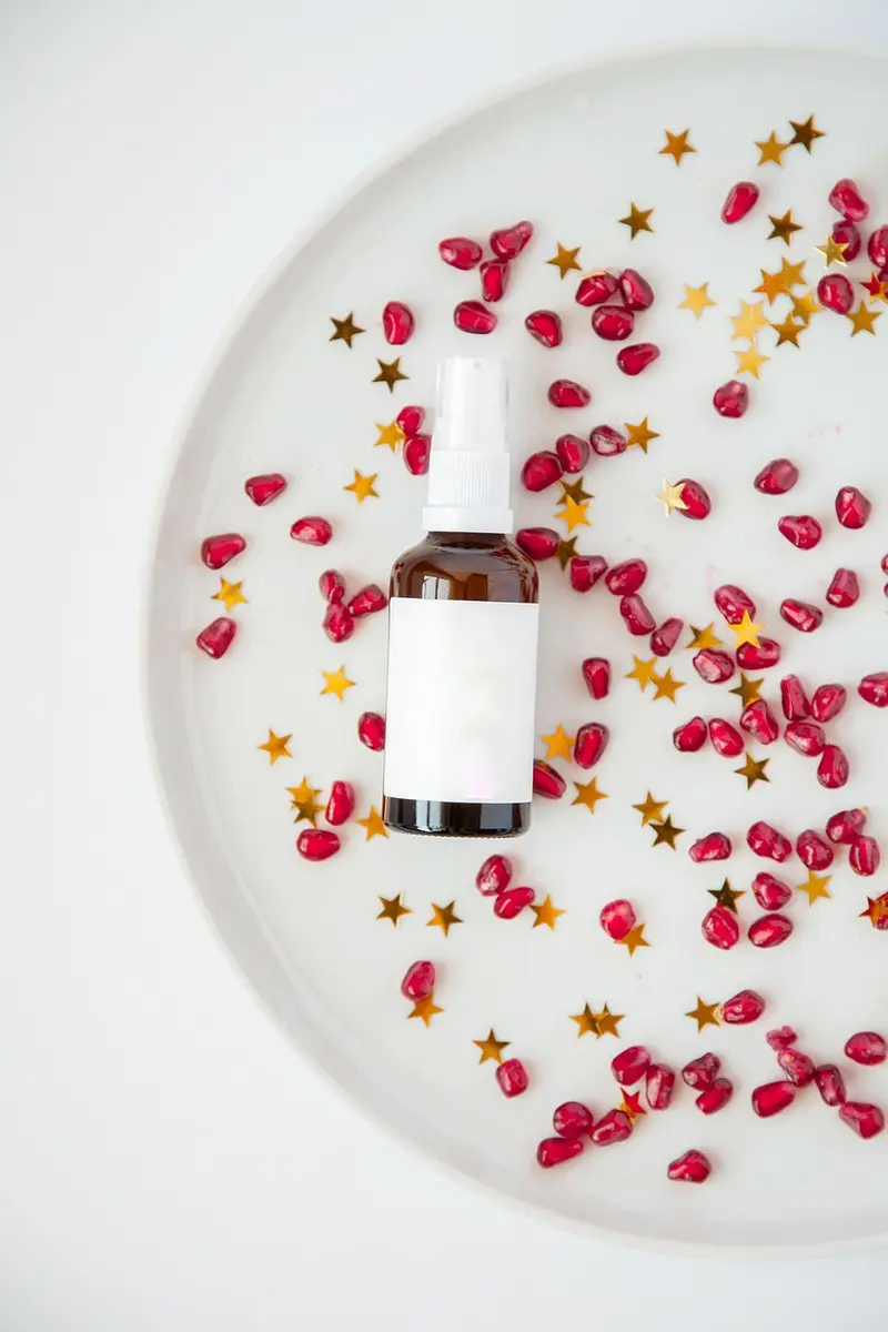 frankincense under eye serum to reduce dark circles and