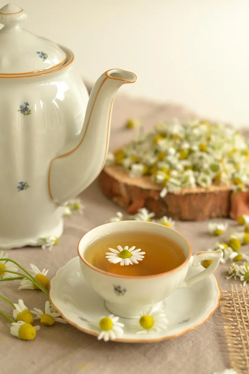 frankincense vs chamomile for calming inflammation and