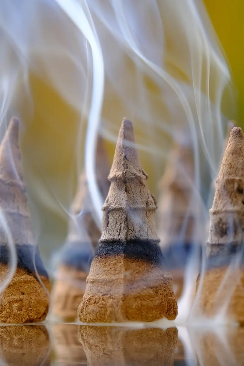 the ultimate frankincense aromatherapy guide diffuser